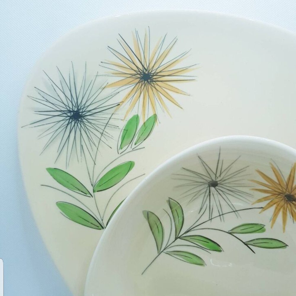 Hand Painted Abstract Dinner Set from St Clément, France, 1960s, Set of 9