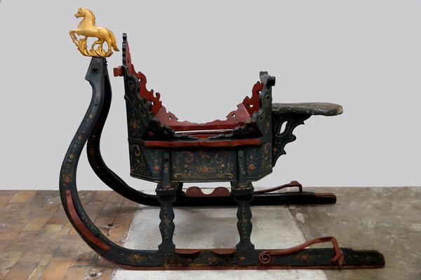 Hand-Painted Antique Sleigh with Golden Horse-GQ-784778