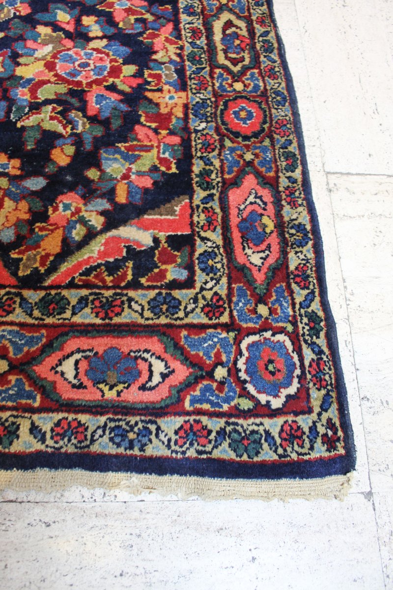 Handmade Middle Eastern Mahal Rug