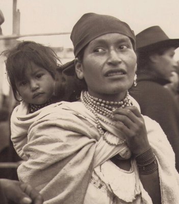 Hanna Seidel, Ecuadorian Mother at Market, Black and White Photograph, 1960s-DYV-1396072