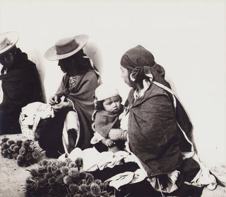 Hanna Seidel, Ecuadorian Seller, 1960s, Black and White Photograph-DYV-1389057