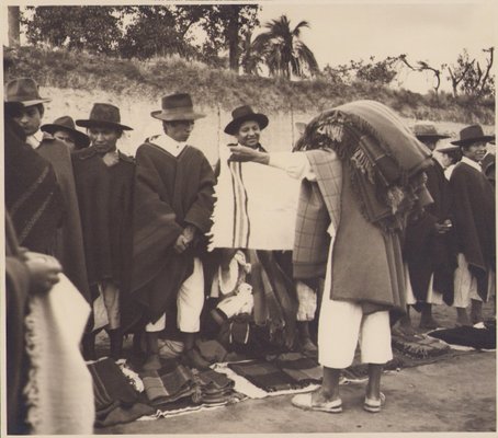 Hanna Seidel, Ecuadorian Seller, Black and White Photograph, 1960s-DYV-1397874