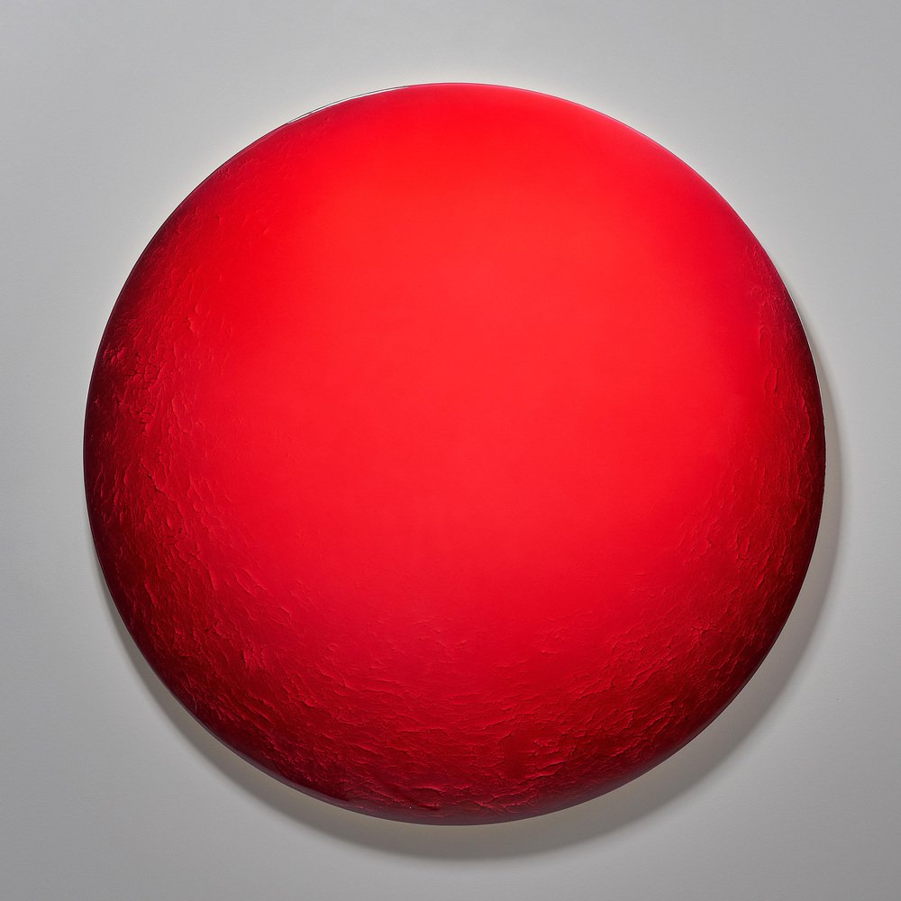 Hard Around the Edges Minimalistic Round by Corine Vanvoorbergen