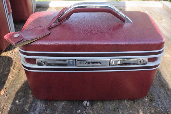 Hard Suitcases from Sansonite, 1970s, Set of 4-KNM-891392