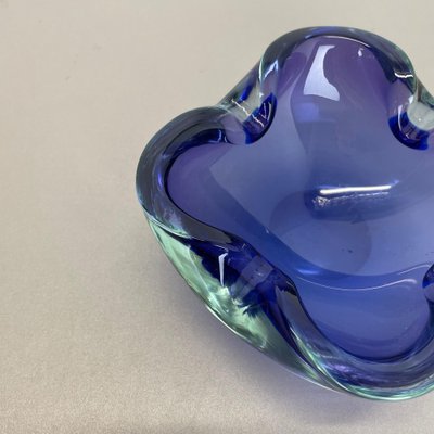 Heavy Blue Murano Glass Shell Bowl or Ashtray, Italy, 1970s-QZ-1053205