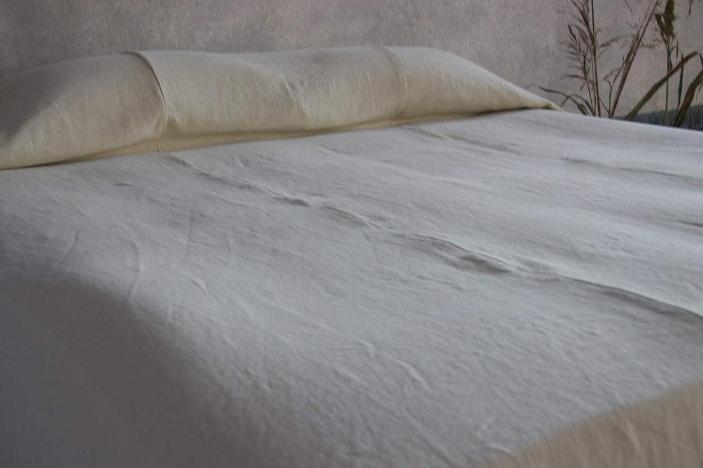 Heavy Linen Bed Cover with Sewing by Once Milano