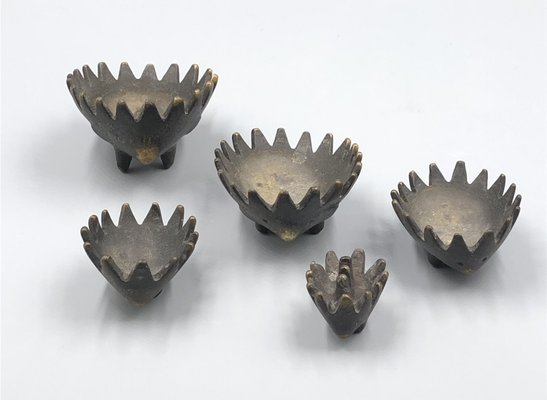 Hedgehog Stack Ashtray Set in Bronze by Walter Bosse, 1950s, Set of 5-XOP-2028081