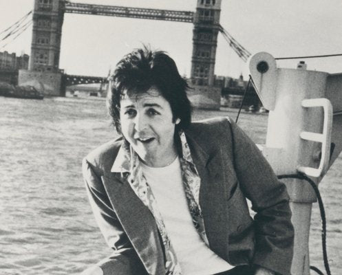 Henry Grossman, Paul McCartney, London Bridge, Black and White Photograph, 1970-DYV-1428265