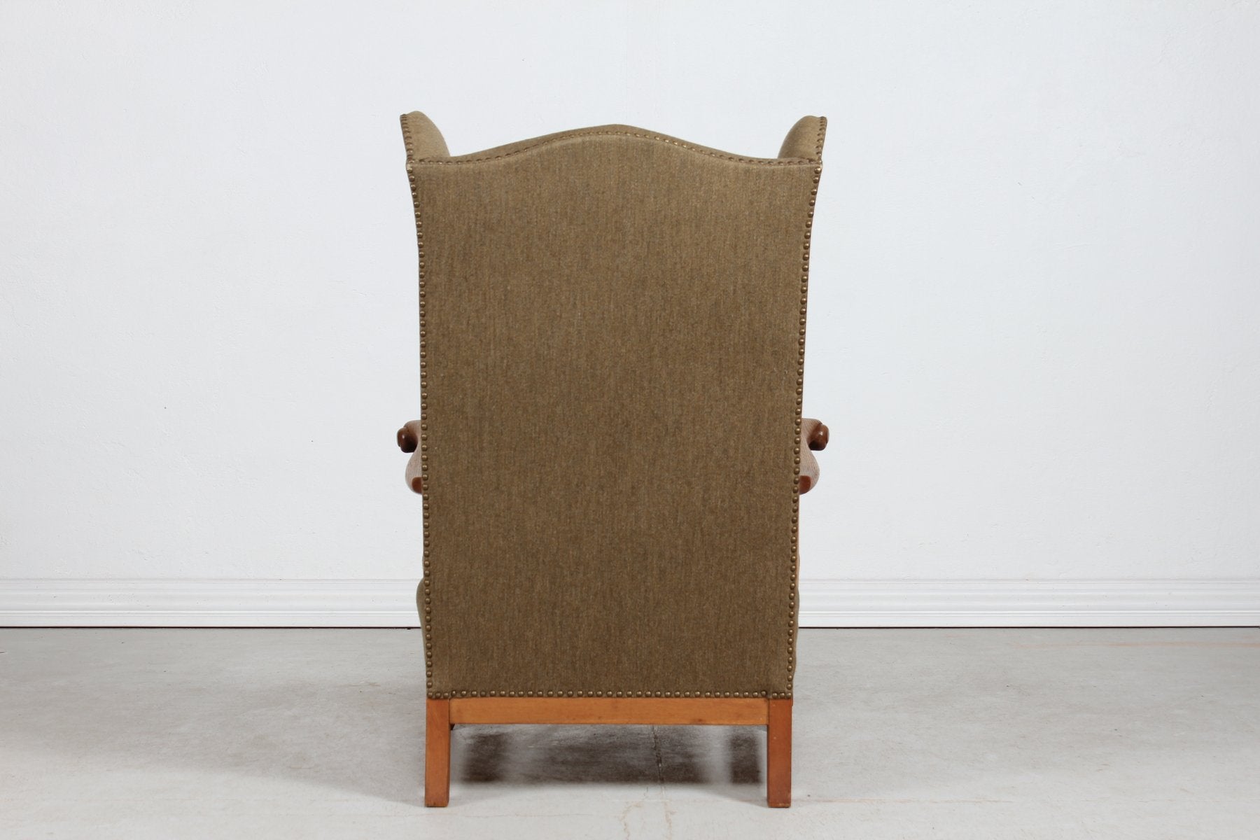 High Back King Chair in Oak with Greenish Wool by Axel Einar Hjorth, Denmark, 1940s