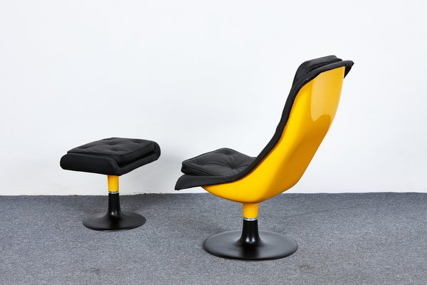 High-Gloss Varnishing Fiberglass and Leather Lounge Chair and Ottoman by Peter Ghyczy, 1970s , Set of 2-XCG-1326245