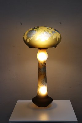 High Table Lamp in Cameo Art Glass-DCO-2016580