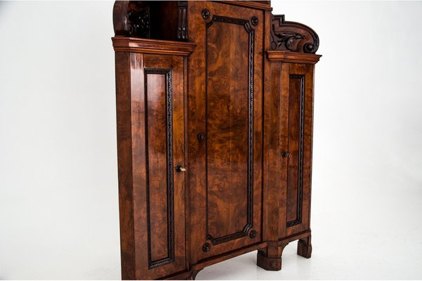 Historic Corner Cabinet, 1900s-BXB-980083