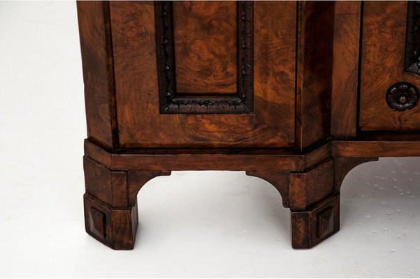 Historic Corner Cabinet, 1900s-BXB-980083