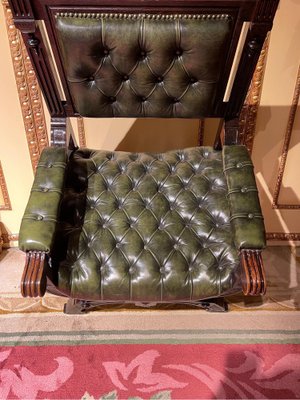 Historicism Manorial Green Armchair in Oak-FLW-1401993