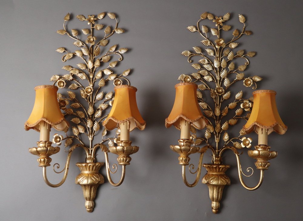 Hollywood Regency Floral Golden Wall Light, Florence, Italy, 1960s