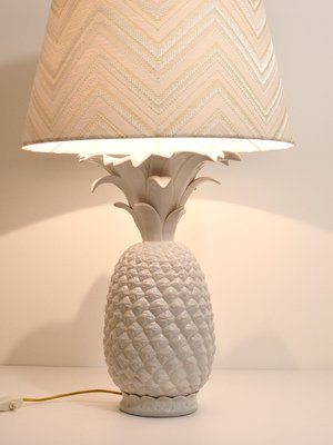 Hollywood Regency White Pineapple Table Lamp from Tommaso Barbi, Italy, 1970s-MWV-1794106