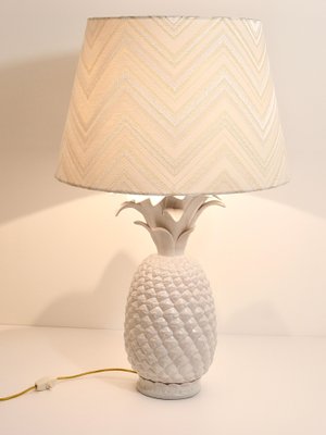 Hollywood Regency White Pineapple Table Lamp from Tommaso Barbi, Italy, 1970s-MWV-1794106