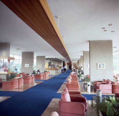 Hotel Lobbies, Rooms and Bars Hotel Annabella in Balatonfüred, Hungary, 1984-DYV-701316