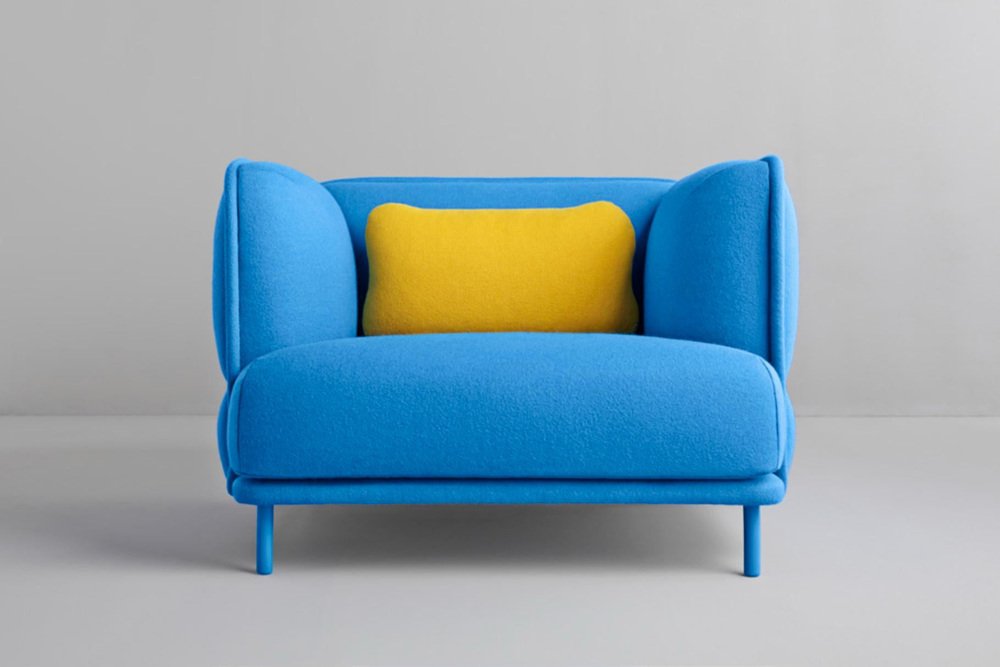 Hug Armchair by Pepe Albargues