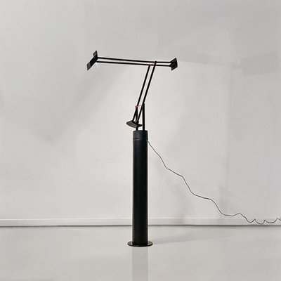 I talian Modern Tizio Table Lamp in Black Metal attributed to Richard Sapper for Artemide, 1979-GDD-1779815