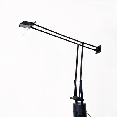 I talian Modern Tizio Table Lamp in Black Metal attributed to Richard Sapper for Artemide, 1979-GDD-1779815