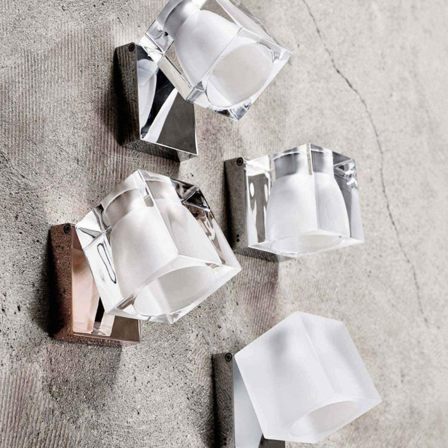 Fabbian Ice Cube Classic Wall & Ceiling Light Clear