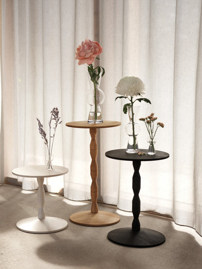Pedestal sidetable, oak