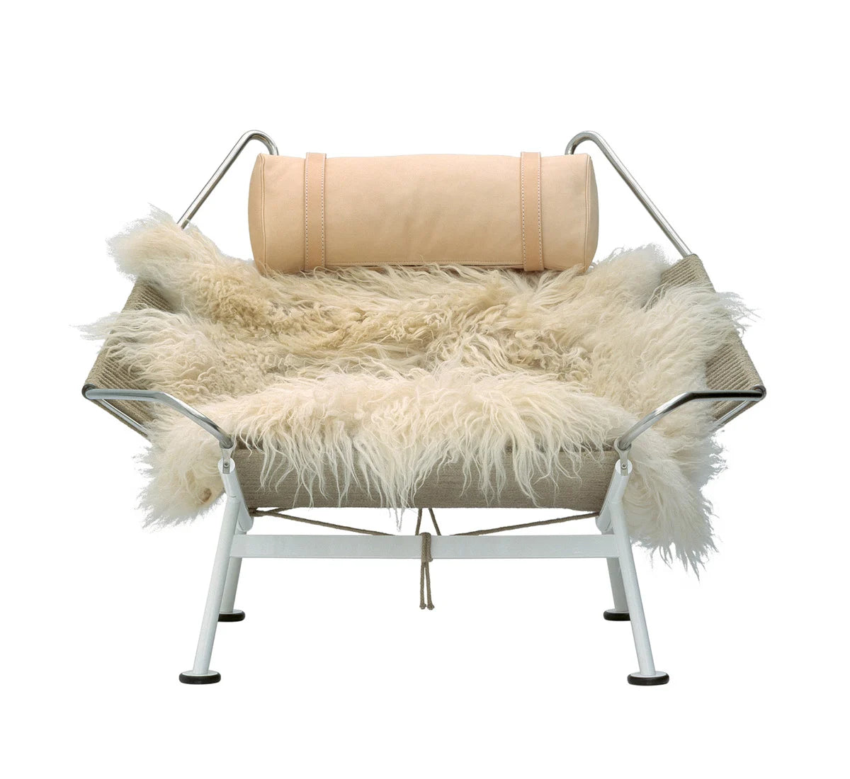 PP225 Flag Halyard Chair with sheepskin
