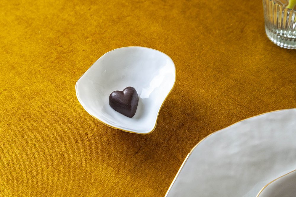 Indulge Nº2 Handmade Porcelain Bowl in White with 24-Carat Golden Rim by Sarah-Linda Forrer