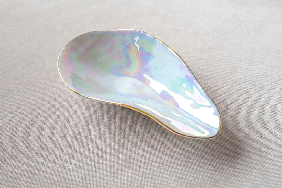 Indulge Nº3 Iridescent Handmade Porcelain Bowls with 24-Carat Golden Rim by Sarah-Linda Forrer, Set of 2