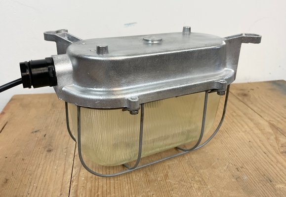 Industrial Cast Aluminium Wall Light, 1970s-CGF-1363962