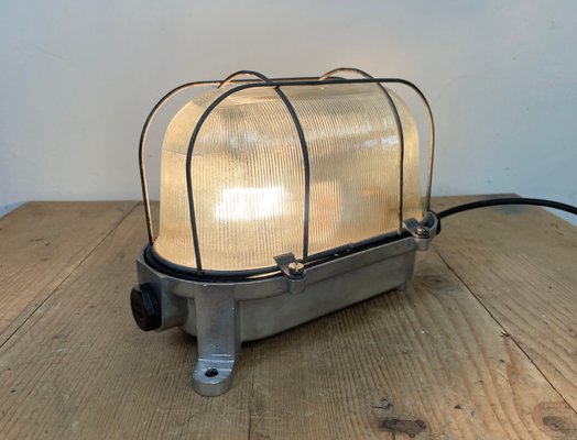 Industrial Cast Aluminium Wall Light, 1970s-CGF-1363962