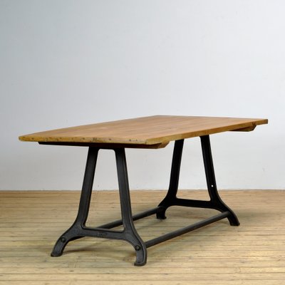 Industrial Cast Iron Table with Pine Top-IW-1293462