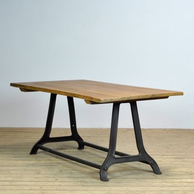 Industrial Cast Iron Table with Pine Top-IW-1293462