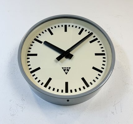 Industrial Light Grey Factory Wall Clock from Pragotron, 1960s-CGF-1767545