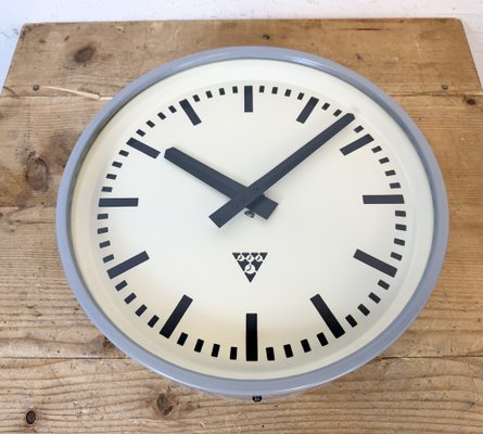 Industrial Light Grey Factory Wall Clock from Pragotron, 1960s-CGF-1767545