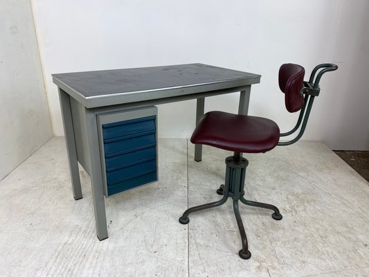 Industrial Metal & Linoleum Desk from Gispen, 1950s-DE-842719