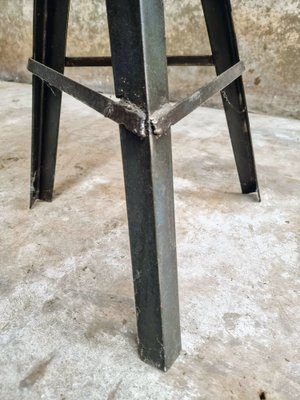 Industrial Plant Table in Oak with Iron Leg, 1960s-IFQ-1737287