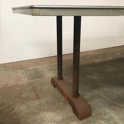 Industrial Round Curve Top Dining Table, 1950s-BO-668112