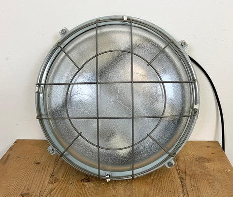 Industrial Vintage Grey Cast Aluminium Wall Lamp from Elektrosvit, 1980s-CGF-1110381