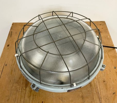 Industrial Vintage Grey Cast Aluminium Wall Lamp from Elektrosvit, 1980s-CGF-1110381