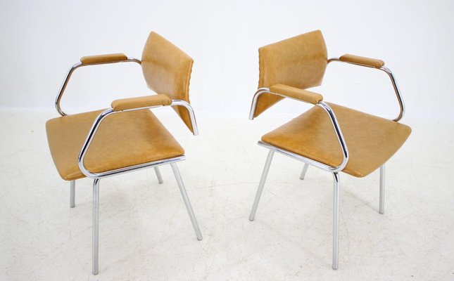 Italian Armchairs, 1970s, Set of 2-TZ-602086