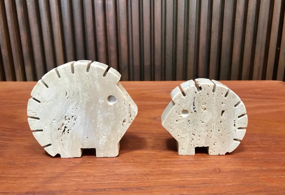 Italian Brutalist Travertine Hedgehog Figurines or Table Sculptures from Fratelli Mannelli, 1970s, Set of 2-JP-965100