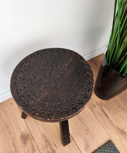 Italian Carved Wood Round Tripod Primitive Farm Milking Stool, 1960s