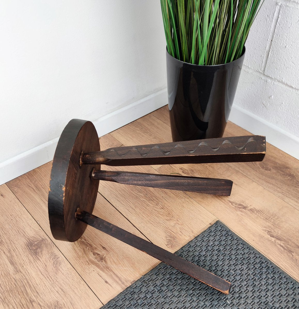 Italian Carved Wood Round Tripod Primitive Farm Milking Stool, 1960s