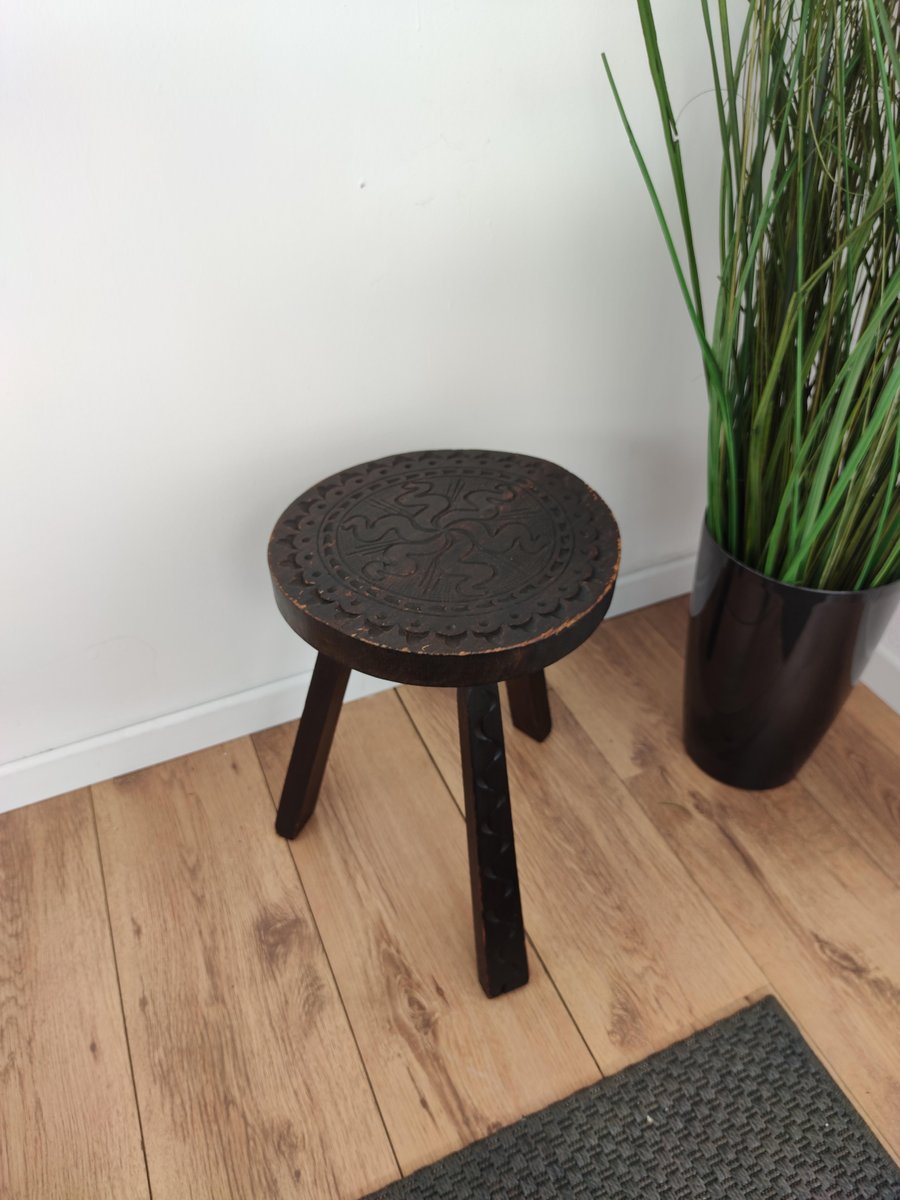 Italian Carved Wood Round Tripod Primitive Farm Milking Stool, 1960s