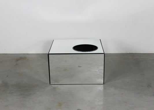 Italian Cubic Shape Coffee Table with Wheels and Mirrored Surface, 1970s