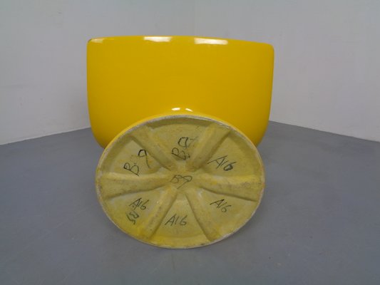 Italian Fiberglass Swivel Chair, 1960s-RDW-811892