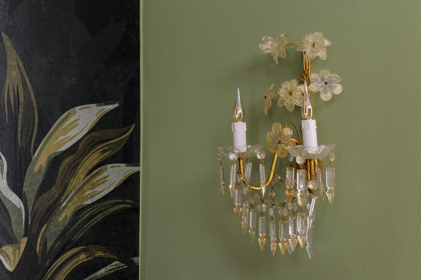 Italian Gilt Metal Two-Light Sconce with Crystal Glass Flowers and Prisms, 1970s