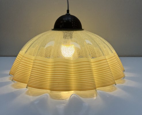 Italian Glass Pendant Lamp with Wavy Edge, 1970s-WZZ-1386239